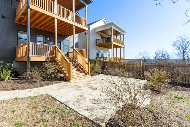 2610A Barclay Dr, Nashville, TN 37206