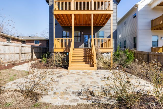 2610A Barclay Dr, Nashville, TN 37206