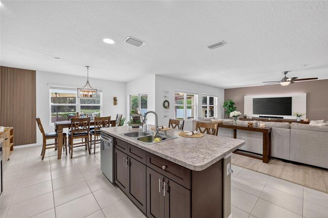 4222 NE 29TH PLACE, Ocala, FL 34470