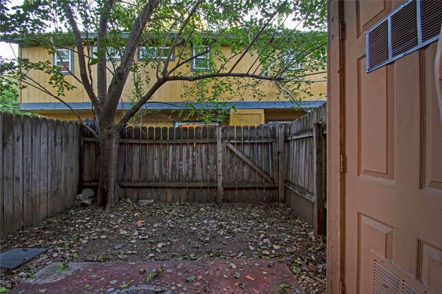 3454 Willowrun DR C, Austin, TX 78704