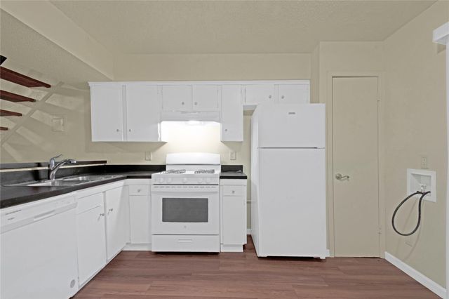 3454 Willowrun DR C, Austin, TX 78704