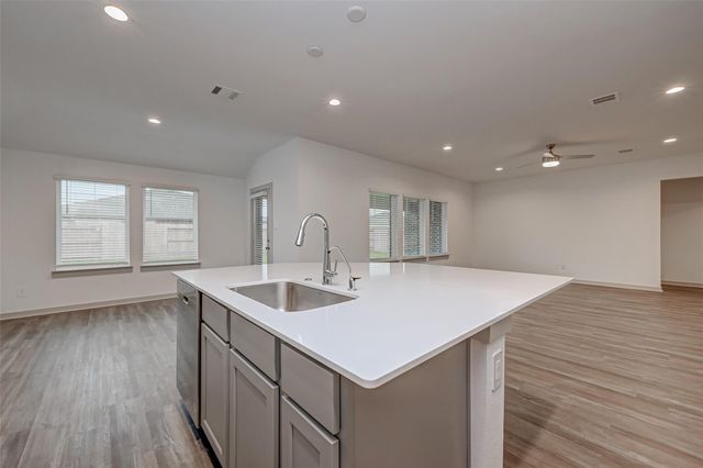 1203 Hyde Lake Lane, Missouri City, TX 77459