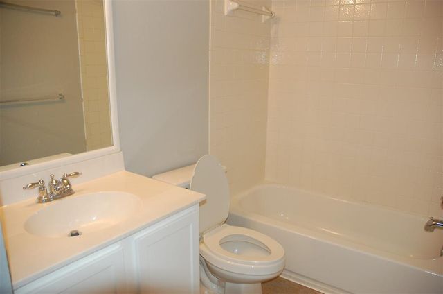 1409 Vanilla Bean DR, Pflugerville, TX 78660