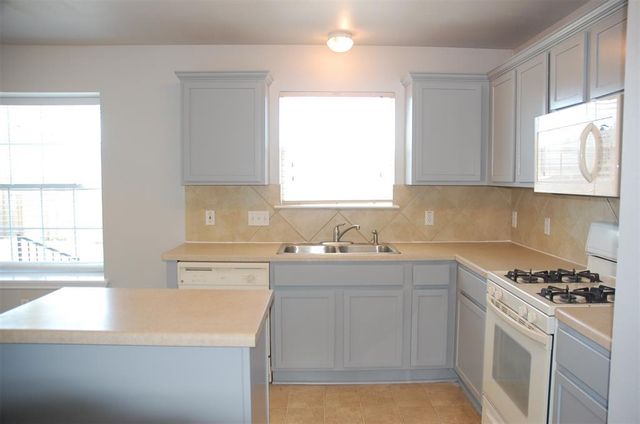 1409 Vanilla Bean DR, Pflugerville, TX 78660