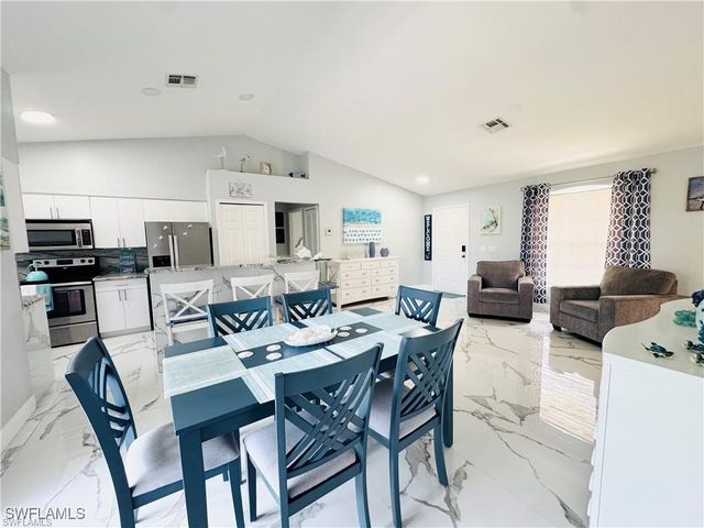 1221 Granada BLVD, Naples, FL 34103