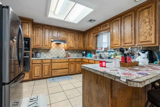 201 Chaparral Drive, Hillsboro, TX 76645