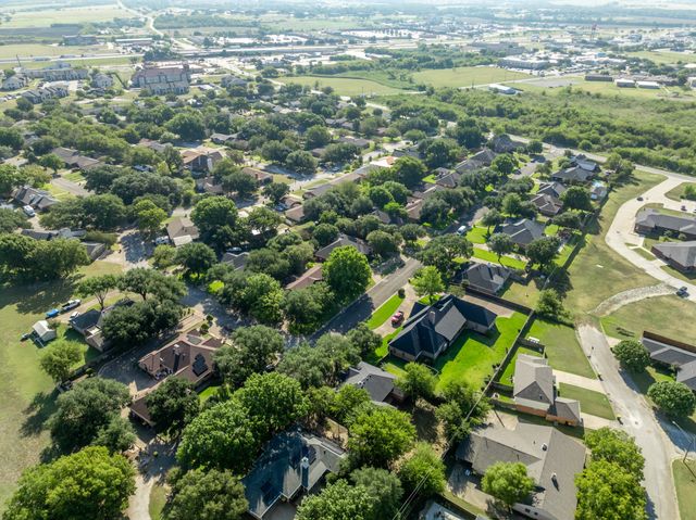 201 Chaparral Drive, Hillsboro, TX 76645