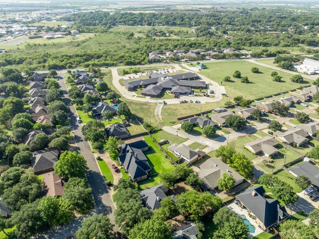 201 Chaparral Drive, Hillsboro, TX 76645