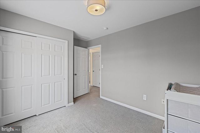 246 BRINLEY DR, Pennington, NJ 08534