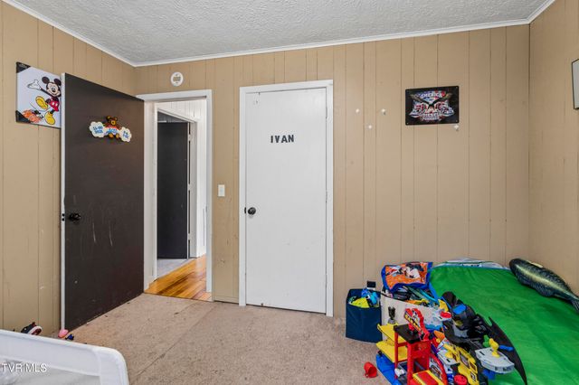 1401 Charity Hill Road, Elizabethton, TN 37643