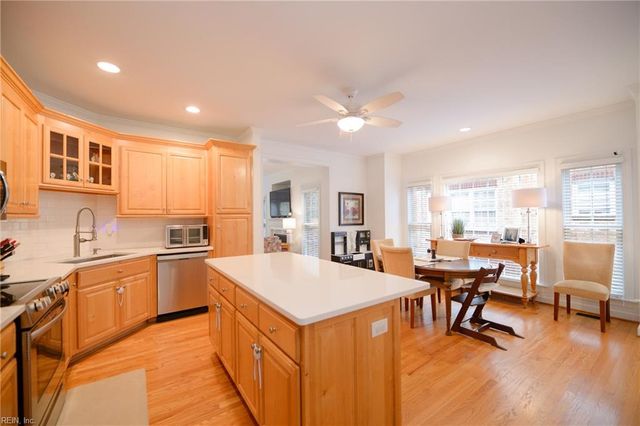 308 Walt Whitman AVE, Newport News, VA 23606