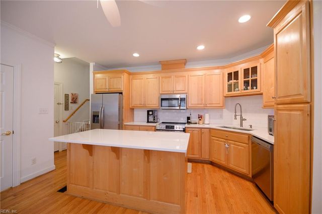 308 Walt Whitman AVE, Newport News, VA 23606