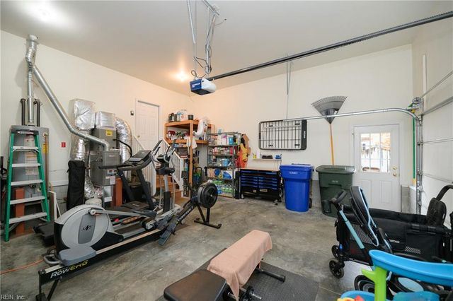 308 Walt Whitman AVE, Newport News, VA 23606