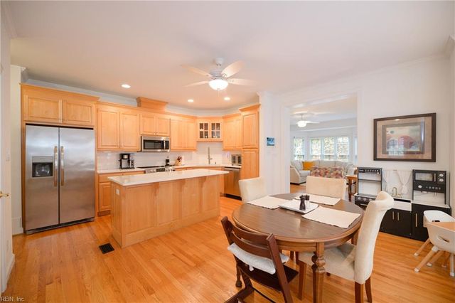 308 Walt Whitman AVE, Newport News, VA 23606