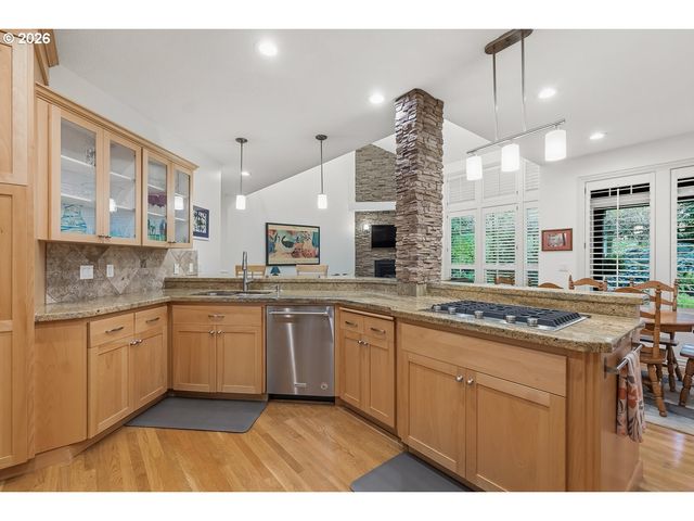 8941 Sw 171ST Ave, Beaverton, OR 97007