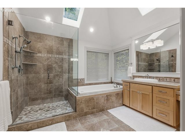 8941 Sw 171ST Ave, Beaverton, OR 97007
