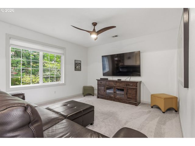 8941 Sw 171ST Ave, Beaverton, OR 97007