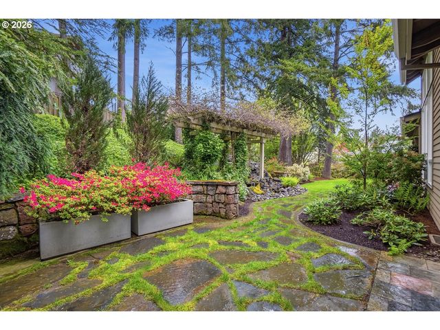 8941 Sw 171ST Ave, Beaverton, OR 97007