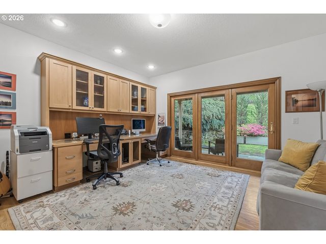 8941 Sw 171ST Ave, Beaverton, OR 97007