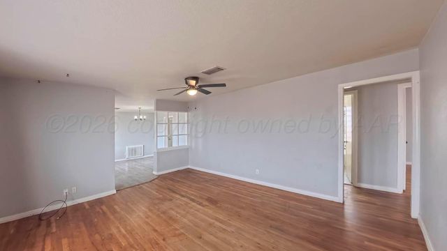 300 N Bryan Street, Borger, TX 79007