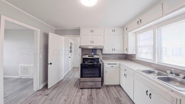 300 N Bryan Street, Borger, TX 79007