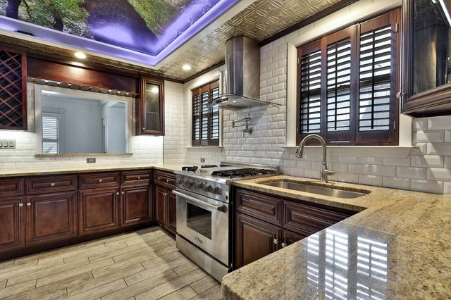 109 Park Row, Rochester, VT 05767