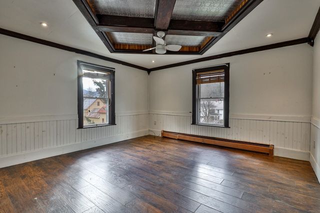 109 Park Row, Rochester, VT 05767