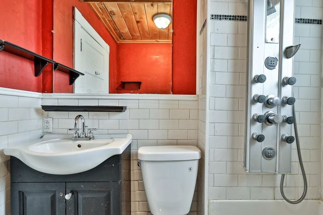 109 Park Row, Rochester, VT 05767