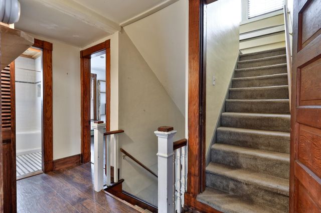 109 Park Row, Rochester, VT 05767