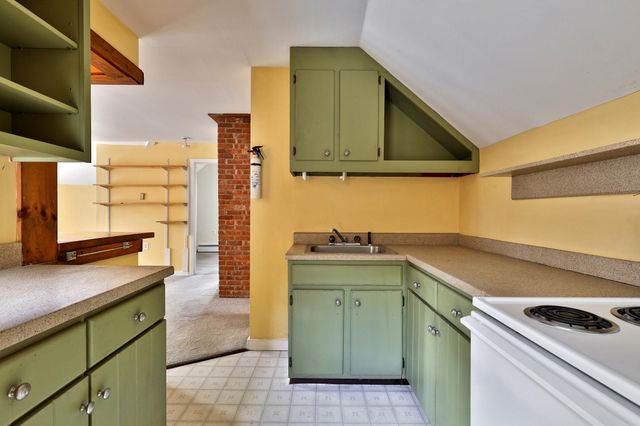 109 Park Row, Rochester, VT 05767