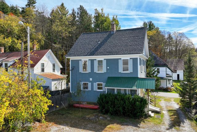 109 Park Row, Rochester, VT 05767