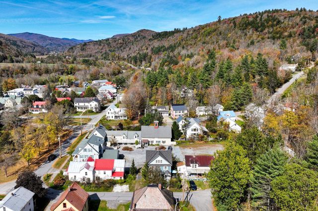 109 Park Row, Rochester, VT 05767