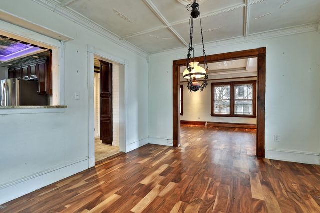 109 Park Row, Rochester, VT 05767