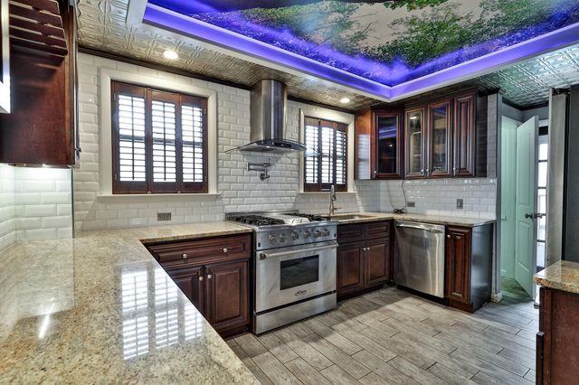 109 Park Row, Rochester, VT 05767