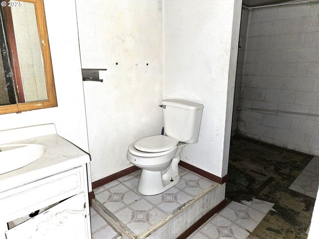 902 N Parkway Ave, Battle Ground, WA 98604