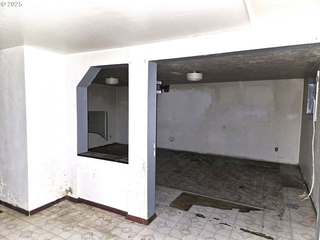 902 N Parkway Ave, Battle Ground, WA 98604