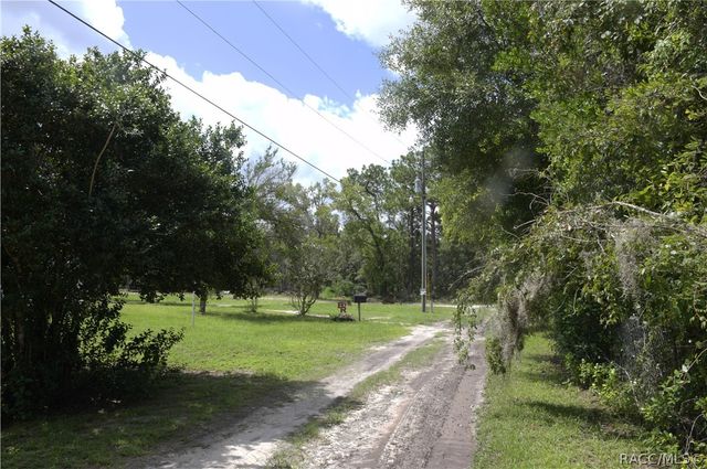 5719 S Tena Point, Homosassa, FL 34446
