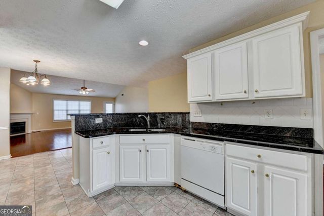 1155 Livery Circle, Lawrenceville, GA 30046