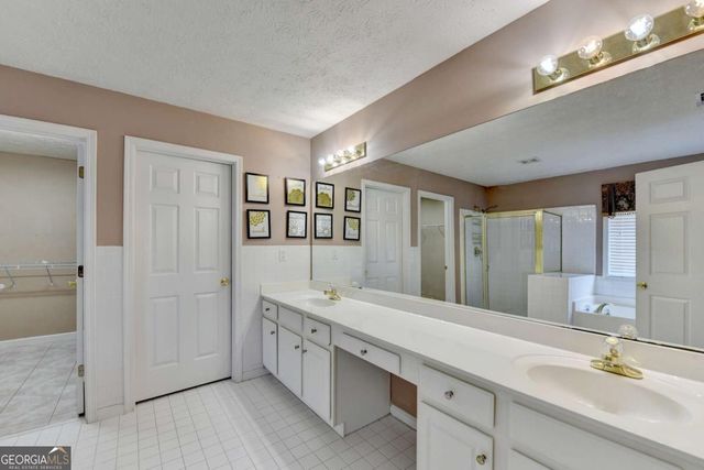 1155 Livery Circle, Lawrenceville, GA 30046