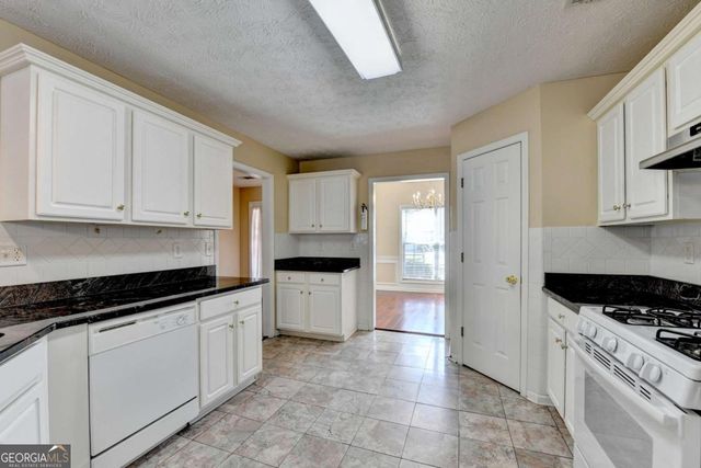 1155 Livery Circle, Lawrenceville, GA 30046