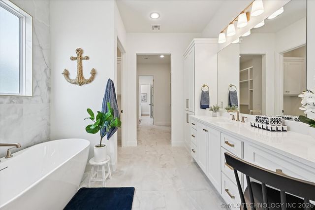 29993 S 567 Road, Afton, OK 74331