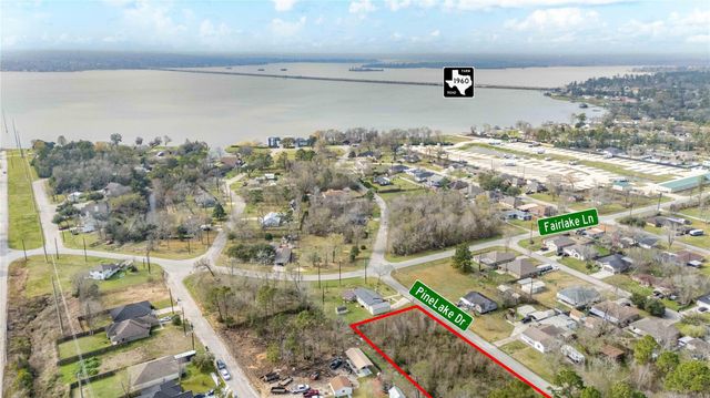 410 Pine Lake Drive, Houston, TX 77336