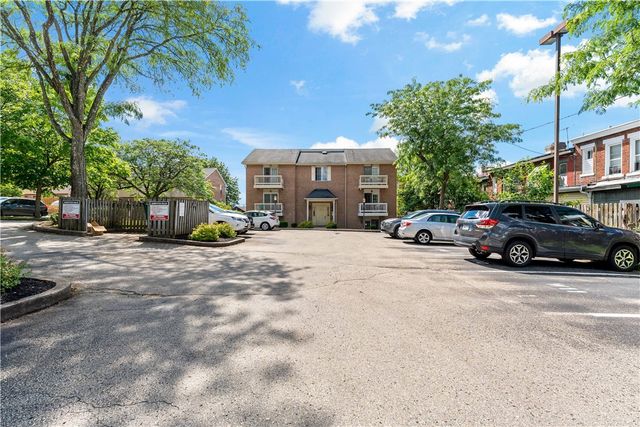3266 Ward St 3, Oakland, PA 15213