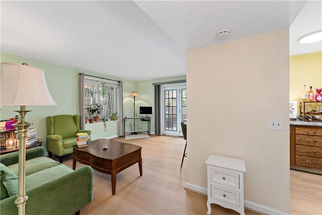 3266 Ward St 3, Oakland, PA 15213