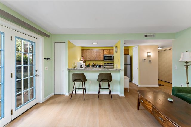 3266 Ward St 3, Oakland, PA 15213