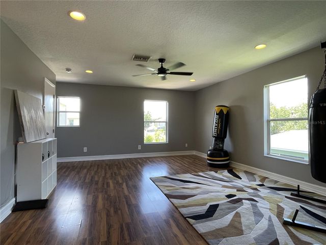 5036 WHISTLING PINES COURT, Wesley Chapel, FL 33545