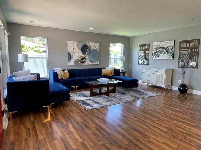 5036 WHISTLING PINES COURT, Wesley Chapel, FL 33545