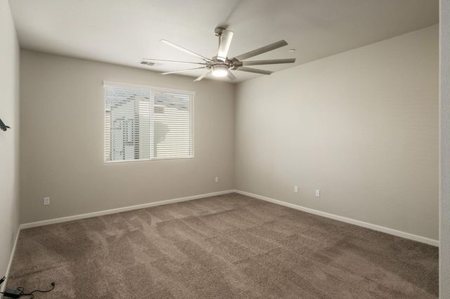 1565 N Kaweah Avenue, Clovis, CA 93619