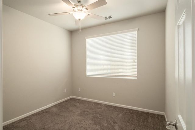 1565 N Kaweah Avenue, Clovis, CA 93619