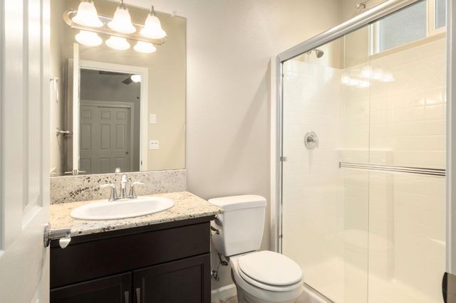 1565 N Kaweah Avenue, Clovis, CA 93619